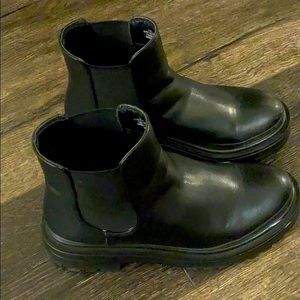 Steve Madden boots livv